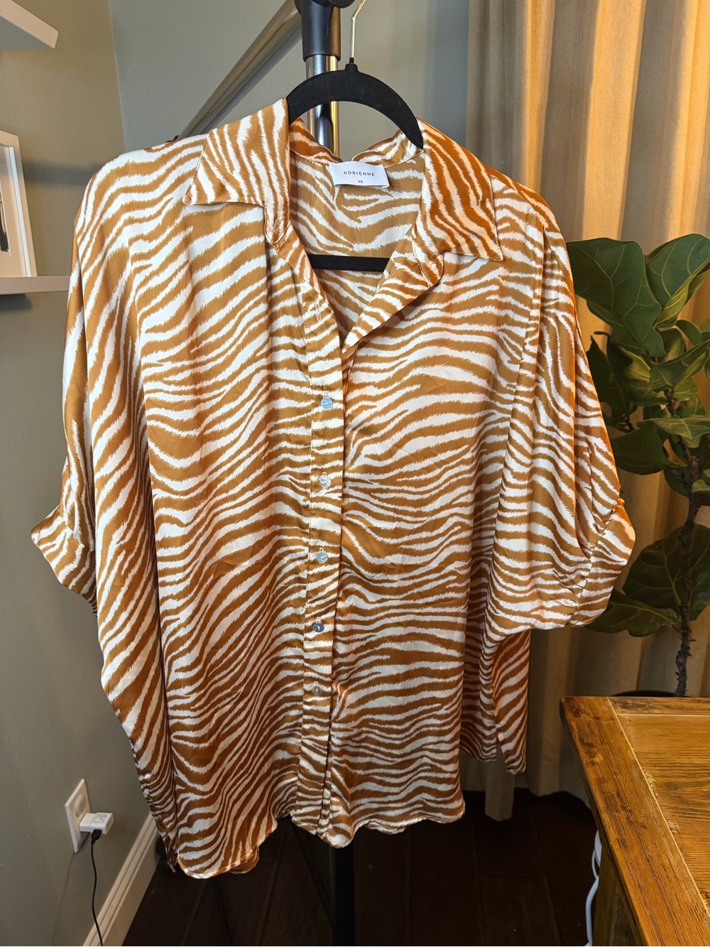 Adrienne Zebra Print Satin Button Front Oversized Blouse XS Fits Larger